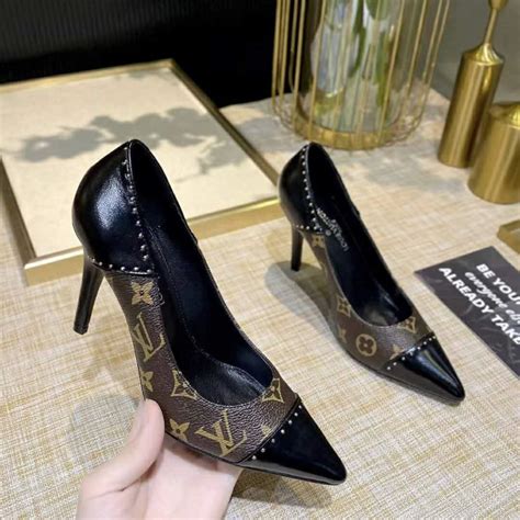 louis vuitton monogram heels